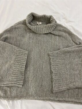 Umgee Gray Chunky Turtleneck Sweater